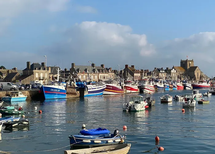 Pom Paille En Normandie * Anneville-en-Saire