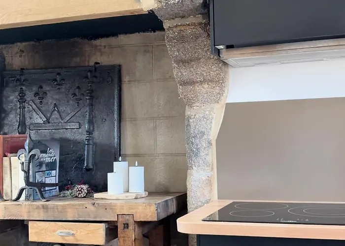 Pom Paille En Normandie Anneville-en-Saire